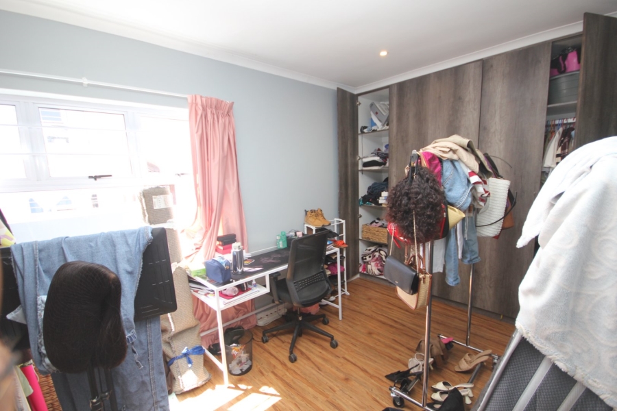 2 Bedroom Property for Sale in Berea Eastern Cape